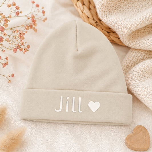 Babymutsje met Naam – Gepersonaliseerd Beige Newborn Mutsje – Kraamcadeau Baby – Beige unisex - Blij Eitje