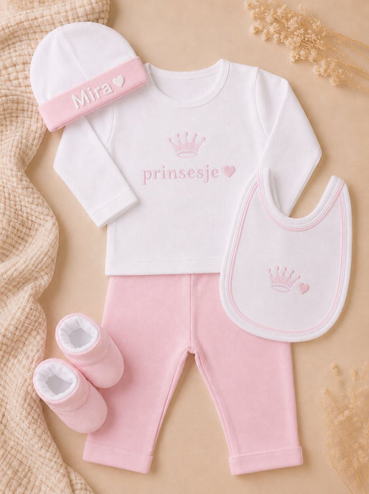 Blijeitje - Luxe 5-delige babycadeauset Roze gepersonaliseerd - Kraamcadeau Jongen met Mutsje met naam, Krabwantjes, Slofjes, Shirtje & Broek - Prinses Design - Blij Eitje