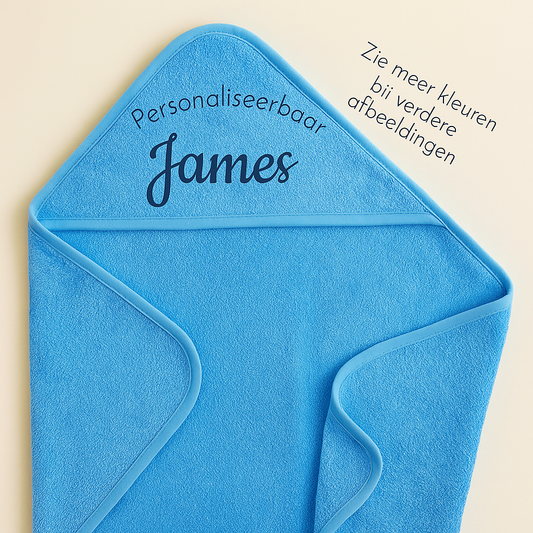 Babyblauw gepersonaliseerde baby handdoek met capuchon en naam James geborduurd